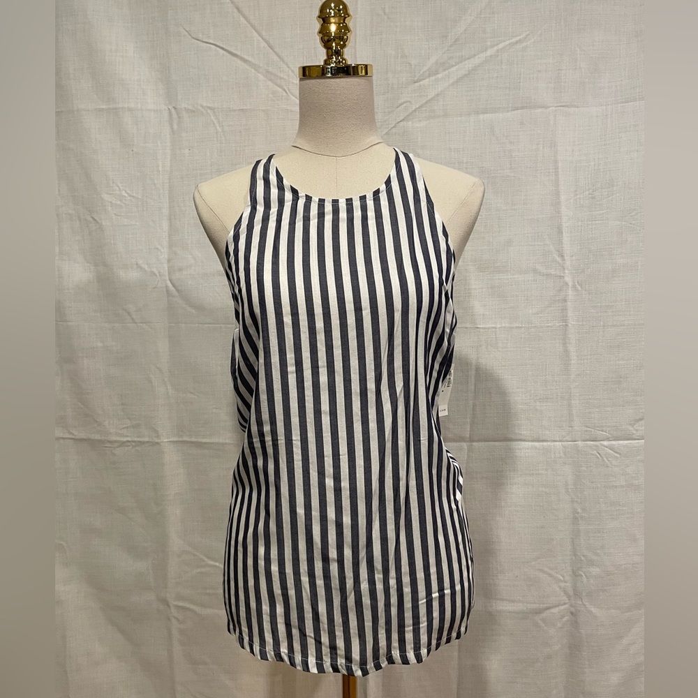 NWT M old navy striped top‎